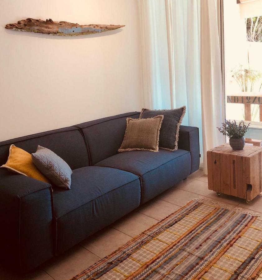 The Beach Garden Apt. Caesarea Buitenkant foto