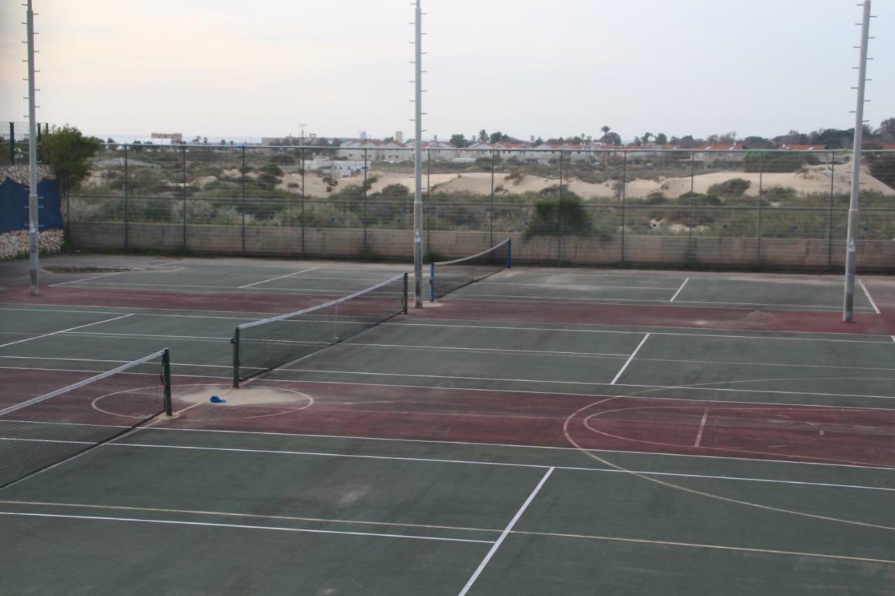 The Beach Garden Apt. Caesarea Buitenkant foto
